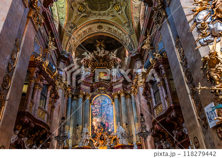 Peterskirche church in Vienna, Austria, interiors Peterskirche church in Vienna, Austria, interiors 118279442