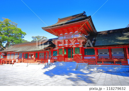 【大分県】快晴の宇佐神宮の上宮 【大分県】快晴の宇佐神宮の上宮 118279632