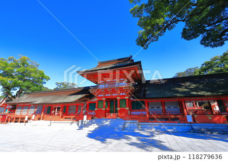 【大分県】快晴の宇佐神宮の上宮 118279636