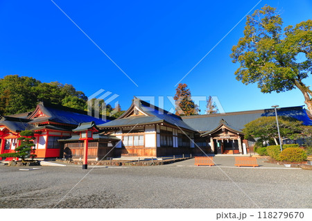 【大分県】晴天の宇佐神宮の神宮庁 118279670