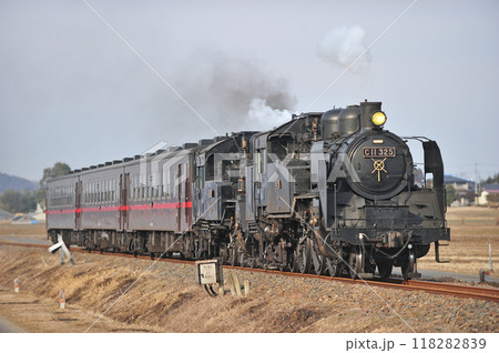 真岡鐵道　七井ー益子　C11-325-C12-66+50系 118282839