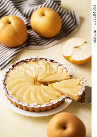 和梨のタルトケーキ 118284053