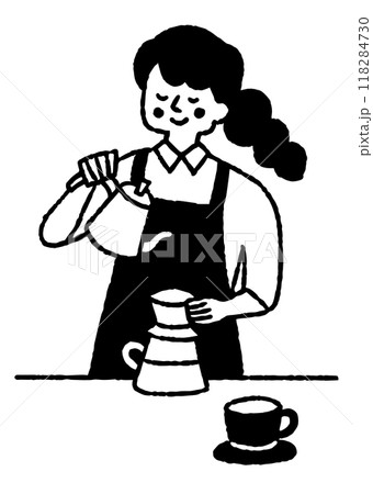 仕事でコーヒーを淹れている女性_2 仕事でコーヒーを淹れている女性_2 118284730