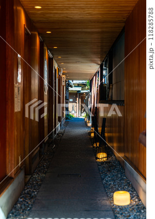 【奈良県】風情が感じられる奈良の街並み 【奈良県】風情が感じられる奈良の街並み 118285788