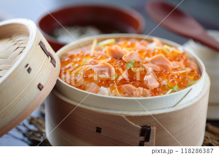 はらこメシ 118286387