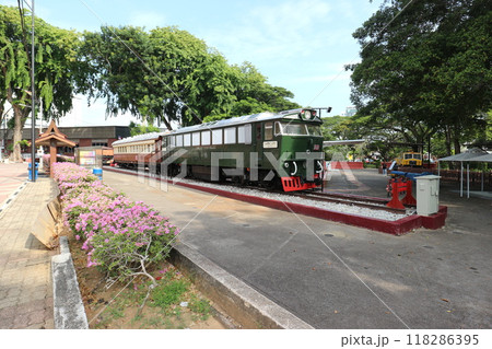マレーシア　マラッカの歴史的車両公園 118286395