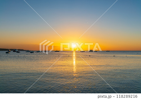 Sunrise over the sea. Panoramic seascape. 118289216