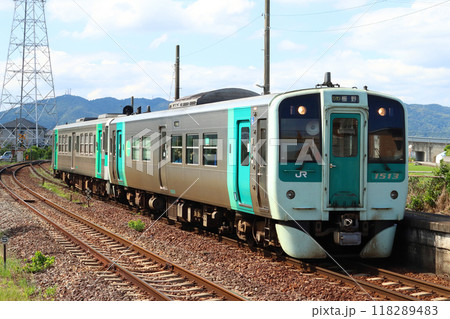 ［T］高徳線1500形+1200形気動車（高松-板野⇔高松） 118289483