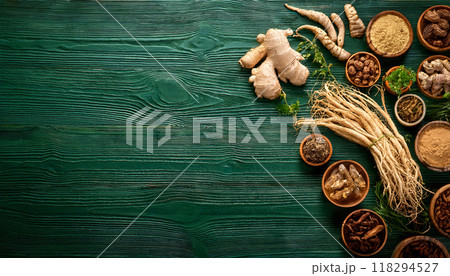漢方薬のイメージ背景　緑色の背景 118294527