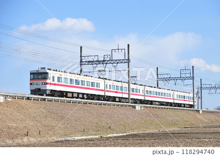 東武日光線　栗橋ー新古河　東武鉄道　350系　351F　きりふり 118294740