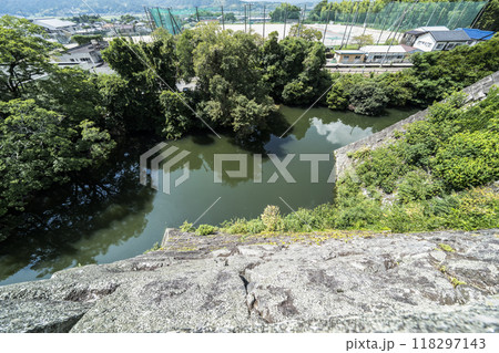 伊賀上野城（三重県）上から見た高石垣 118297143