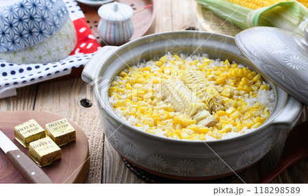 土鍋で炊いた とうもろこしご飯 118298589