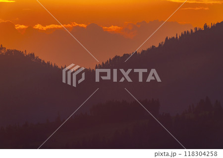 Western Tatras (Rohace) in spring time, Slovakia 118304258