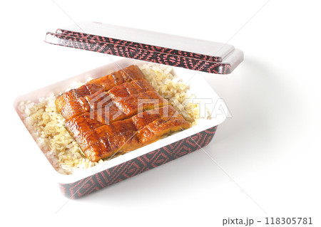 うなぎ弁当を白背景で撮影 うなぎ弁当を白背景で撮影 118305781