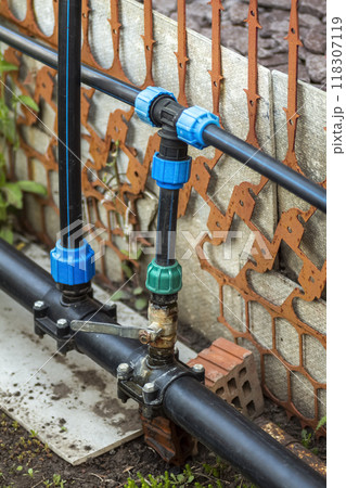 Crane irrigation system 118307119