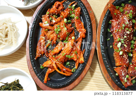 korea food. grilled deodeok root, mountain herb whose roots have restorative properties korea food. grilled deodeok root, mountain herb whose roots have restorative properties 118313877