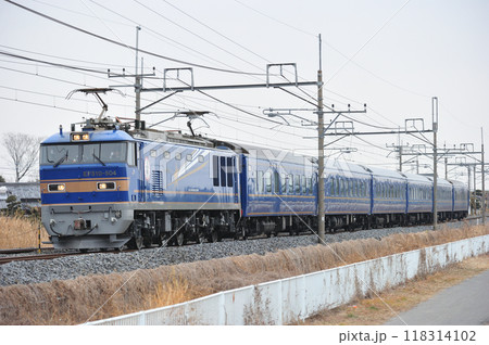 東北本線 東鷲宮ー栗橋 JR東日本 EF510-504(田端)+24系(尾久) 東北本線 東鷲宮ー栗橋 JR東日本 EF510-504(田端)+24系(尾久) 118314102