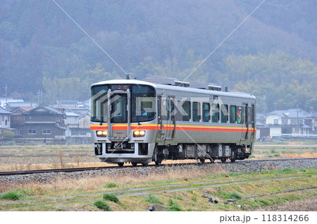 姫新線　千本ー西栗栖　JR西日本　キハ122-2（姫路） 118314266