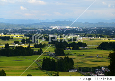 花巻八景 円万寺観音山から見る秋の水田地帯  118316106