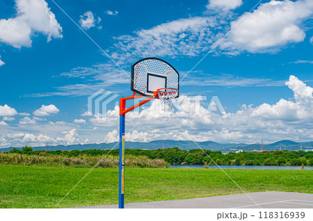 淀川河川公園のバスケットコート 枚方市 淀川河川公園のバスケットコート 枚方市 118316939