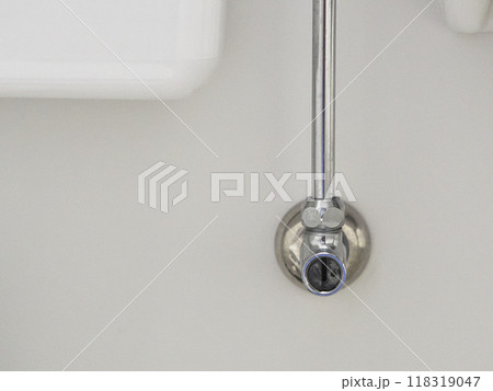 トイレの止水栓 118319047