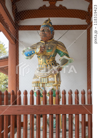 薬師寺　中門　二天王像 118319423