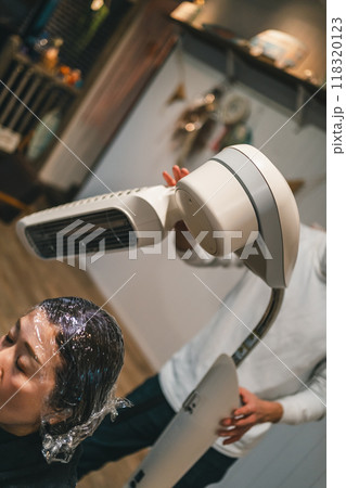 美容室の白髪染めの放置時間 美容室の白髪染めの放置時間 118320123