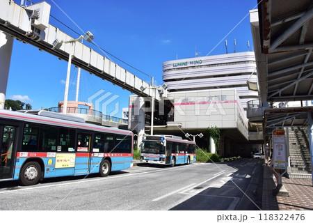鎌倉市 湘南モノレール大船駅と周辺の街並み 鎌倉市 湘南モノレール大船駅と周辺の街並み 118322476