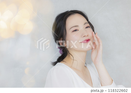 若い女性、ビューティーイメージ 118322602