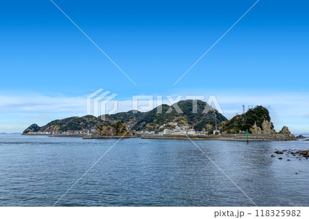 津久見の間元港と保戸島 津久見の間元港と保戸島 118325982