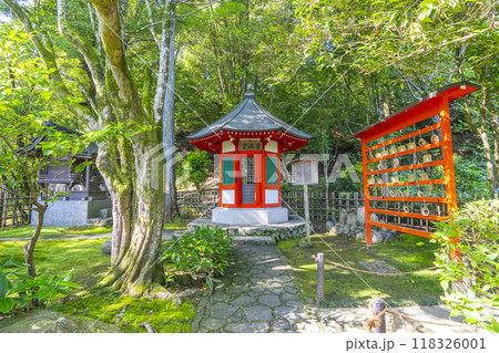 京都・泉涌寺塔頭 新善光寺 愛染堂 京都・泉涌寺塔頭 新善光寺 愛染堂 118326001