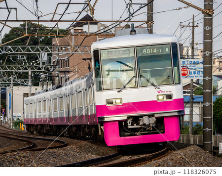 新京成線を走行する新京成電鉄 8800形 118326075