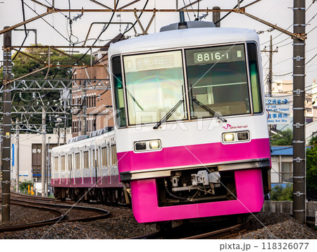 新京成線を走行する新京成電鉄 8800形 118326077