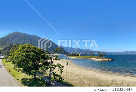 田ノ浦ビーチと高崎山 118326447