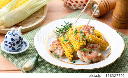 とうもろこしと鶏肉の照り焼き （ とうもろこし アレンジ料理 ） 118327791