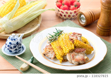 とうもろこしと鶏肉の照り焼き （ とうもろこし アレンジ料理 ） 118327815