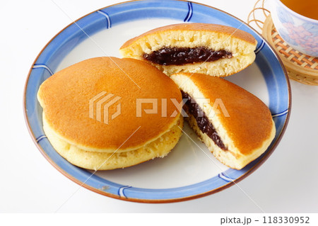 どら焼き　和スイーツ 118330952