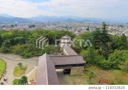 会津若松市街（鶴ヶ城天守閣より） 118332620