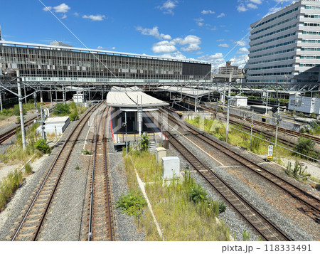 新大阪駅の在来線ホーム 118333491