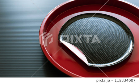 空の黒い和皿　和食器の背景素材 118334007