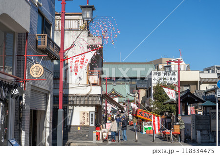東京都 成田山東京別院 お正月の深川不動堂参道 東京都 成田山東京別院 お正月の深川不動堂参道 118334475