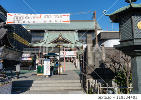 東京都　成田山東京別院　お正月の深川不動堂　旧本堂 118334483