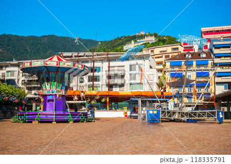 Montreux town on Lake Geneva 118335791