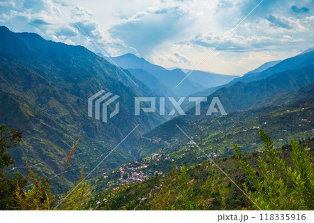 Himalaya mountains panoramic landscape, India 118335916