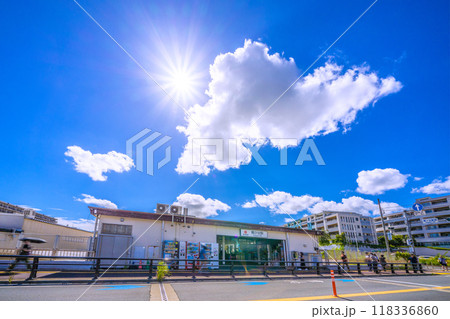 日本の川崎都市景観　東急電鉄　梶が谷駅などを望む 118336860