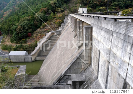 滋賀県甲賀市_ 野洲川ダム7_2023年11月 118337944