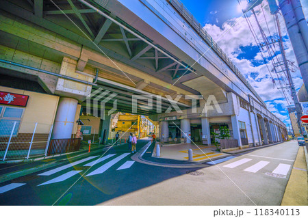 日本の川崎都市景観　東急電鉄　高津駅(東口）などを望む 118340113