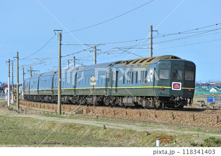 北陸本線 加賀笠間ー美川 JR西日本 カニ24-13(宮原) トワイライトエクスプレス 北陸本線 加賀笠間ー美川 JR西日本 カニ24-13(宮原) トワイライトエクスプレス 118341403