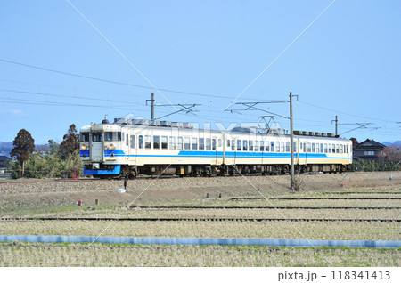 北陸本線　福岡ー石動　JR西日本　475系　A22編成（金沢） 118341413