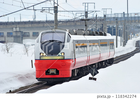 奥羽本線　浪岡ー大釈迦　JR東日本　E751系　A-101編成（青森）　つがる 118342274